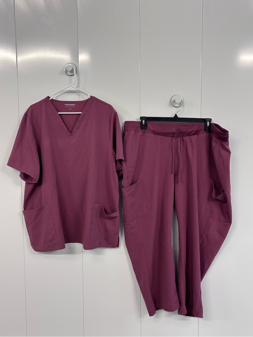 Mandala Scrubs Set Women 3XL Plum Mauve V-Neck Top Jogger Pants Equa-Tek Plus